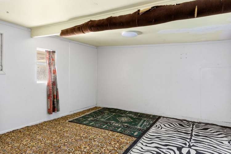 4 Carisbrooke Street Aranui_11