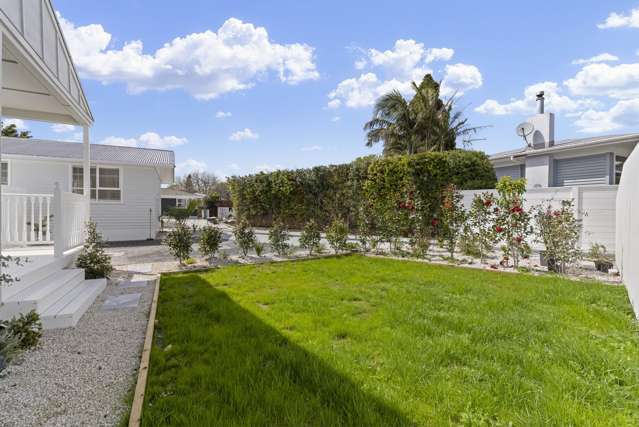 24b Clinton Avenue Te Atatu Peninsula_3