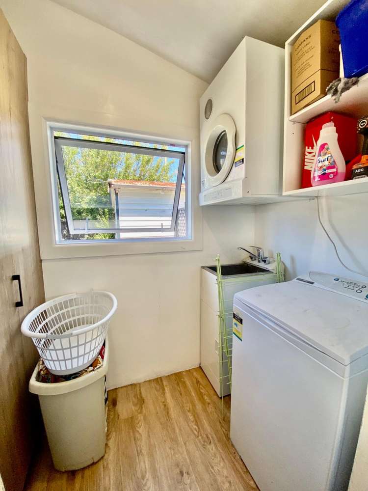  79 Mackworth Street Woolston_9