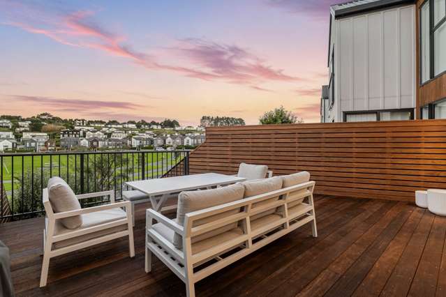 Prime Location Opposite Bonair Park