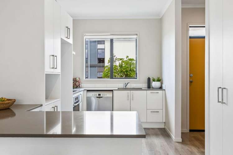 7/6 Onekiritea Road Hobsonville_2