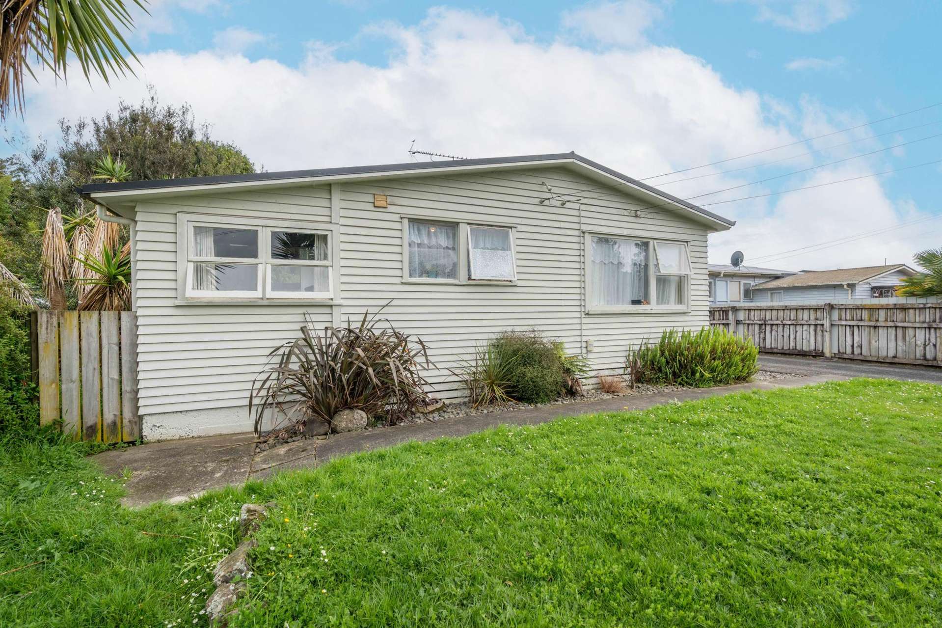 30 Pine Avenue Bader_0