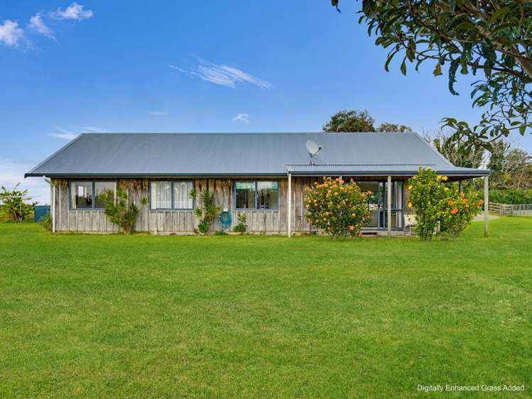 2149 Awhitu Rd Waiuku_17