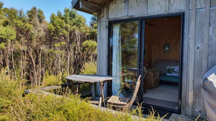 12-14 Wilson Avenue Kawau Island_5