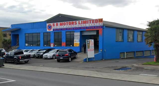 Trade Retail or Industrial on Saleyards