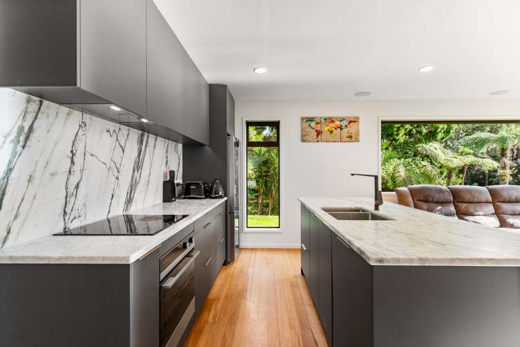 102 Mountain Road Henderson Valley_7