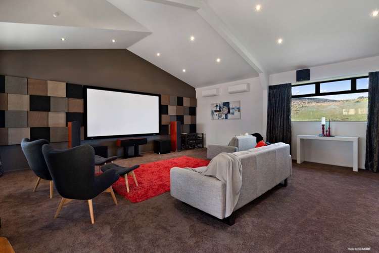 35 Matthew Whitford Drive Bombay_17