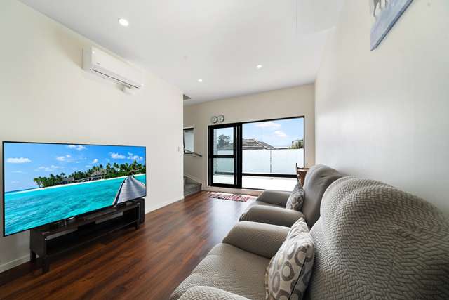 4/68 Smythe Road Henderson_1