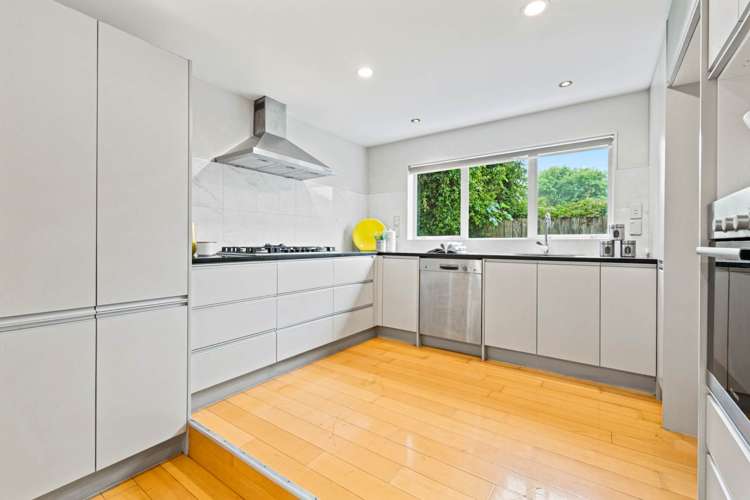 114A Lake Road Northcote_17