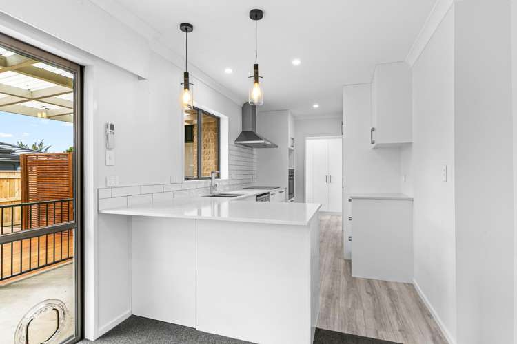 69 Meadowvale Drive_5