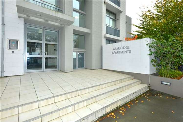 2/41 Cambridge Terrace Christchurch Central_4