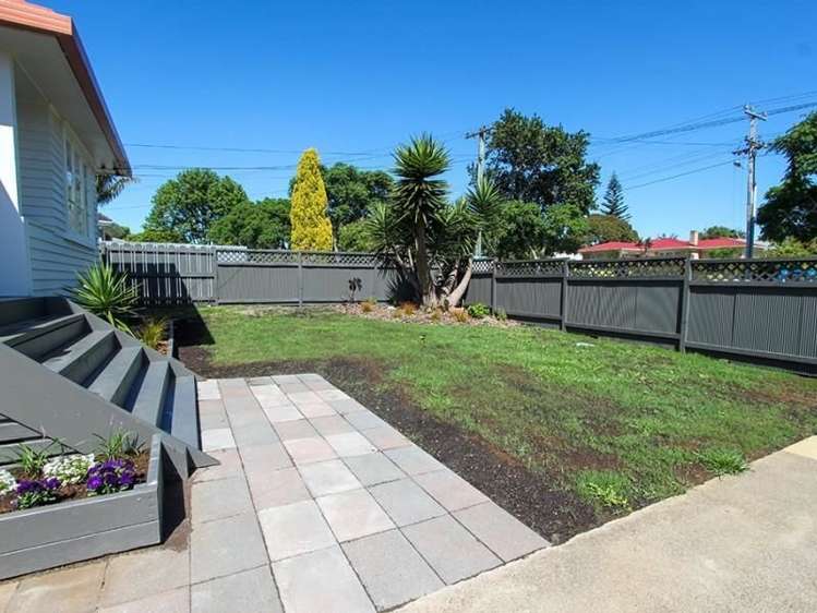 6 Kayes Road Pukekohe_11