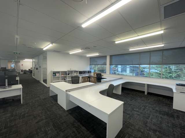 37-41 Carbine Road Mt Wellington_2