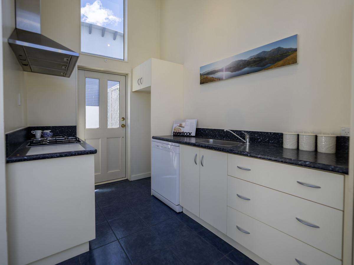 3B & C Strawberry Lane_1