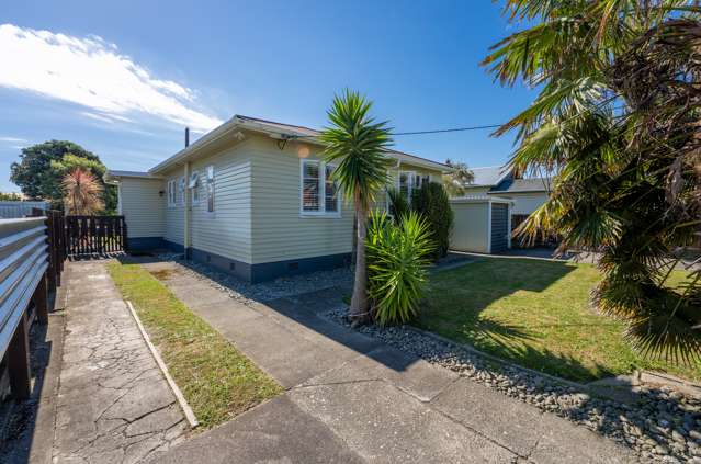 43 Aotaki Street Otaki_1