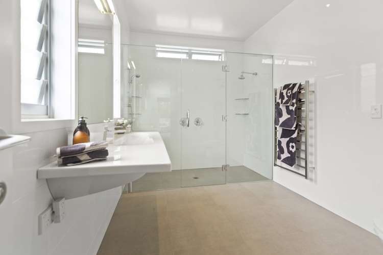 110 Paritai Drive Orakei_11