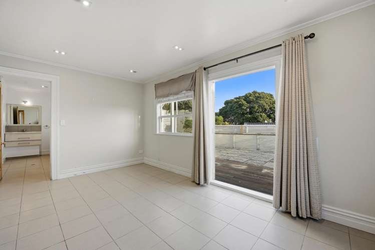1/102 Queen Street Northcote Point_17