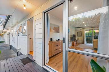 92b Beach Road_1