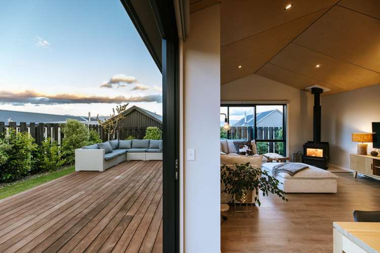 8 Linnburn Road Wanaka_25