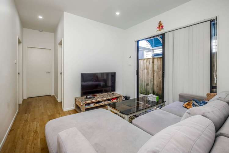 39 Nightingale Road Flat Bush_16