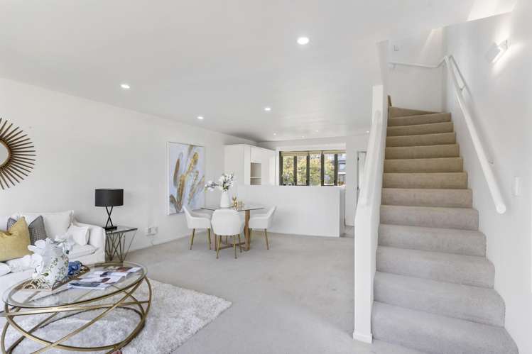 21F Mauranui Avenue_1