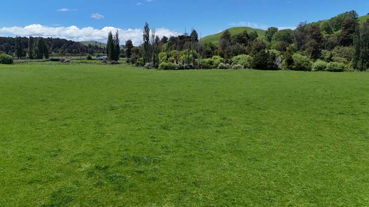 38 Silverhope Road Hunterville_24