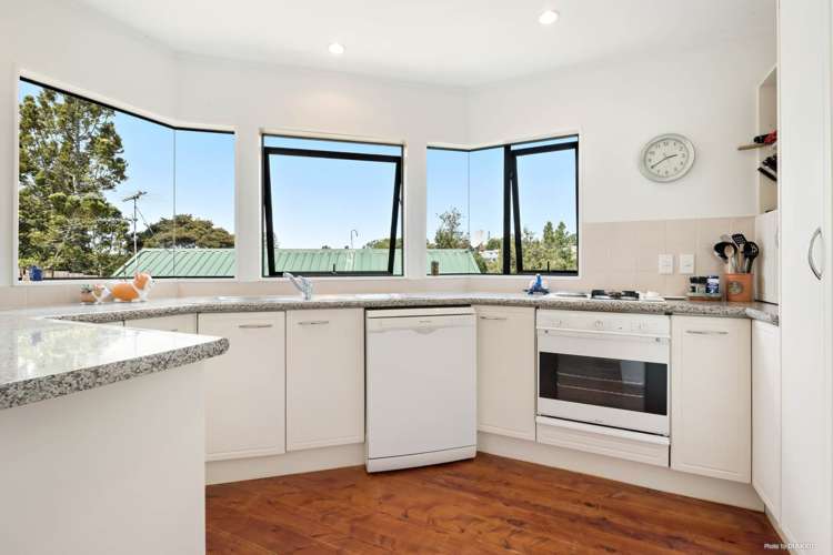 2/35 Waipa Street Birkenhead_5