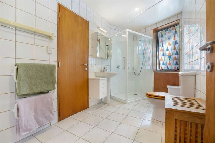 102 Trig Hill Road Onetangi_27