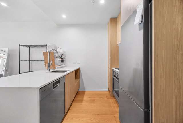 109&B11/9 Madeira Lane Grafton_3