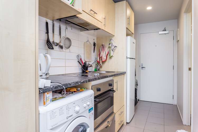 3j/23 Emily Place Auckland Central_7