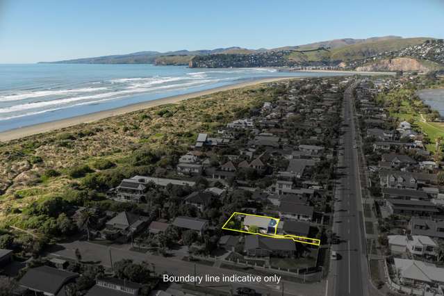 Charming 2-Bed Home Near the Shore!