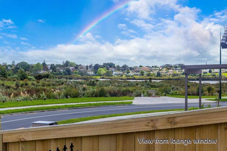 12 Iwinuku Crescent Wattle Downs_2