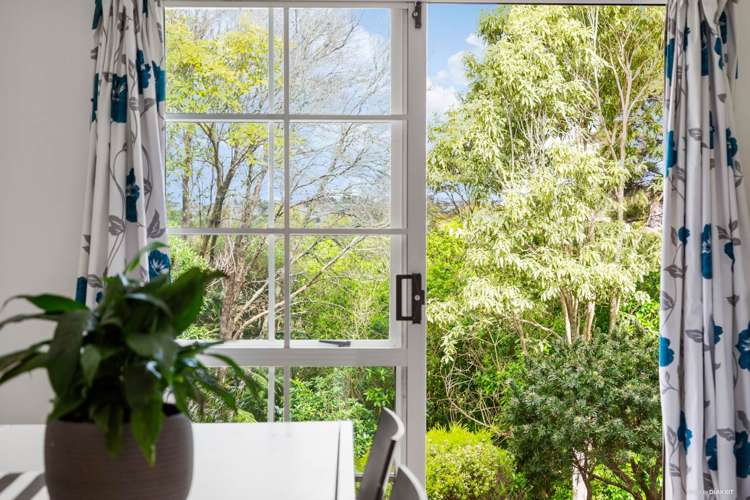 9 Owl Court Unsworth Heights_11