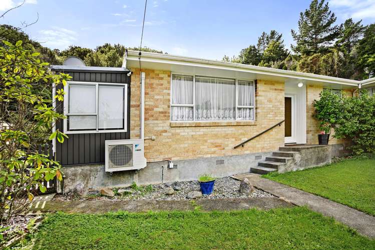 11 Lowry Crescent_0