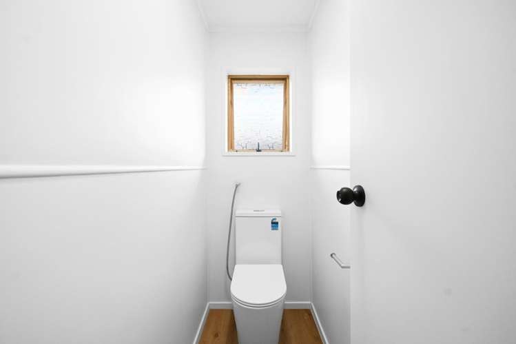 3 Dalton Crescent Dinsdale_13