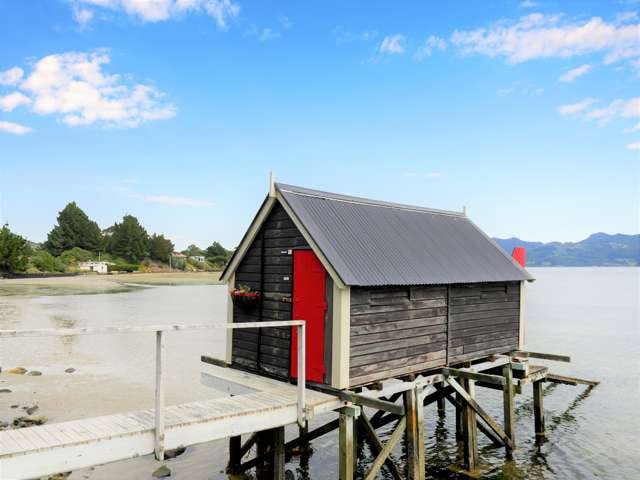 2006.003 Boat Shed - Harington Point Road Otakou_3