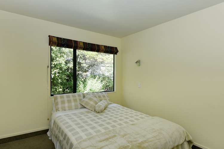 19 Idesia Grove Richmond_15