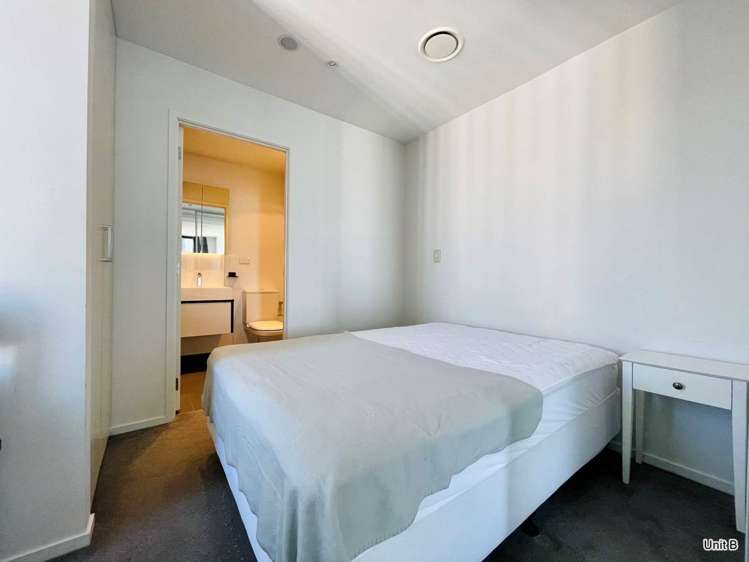 2012/8 Airedale Street Auckland Central_13