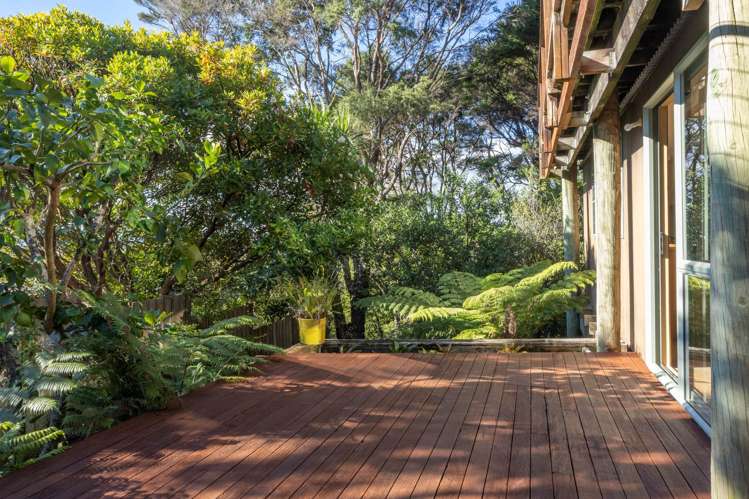 11a Longfellow Parade Glen Eden_23
