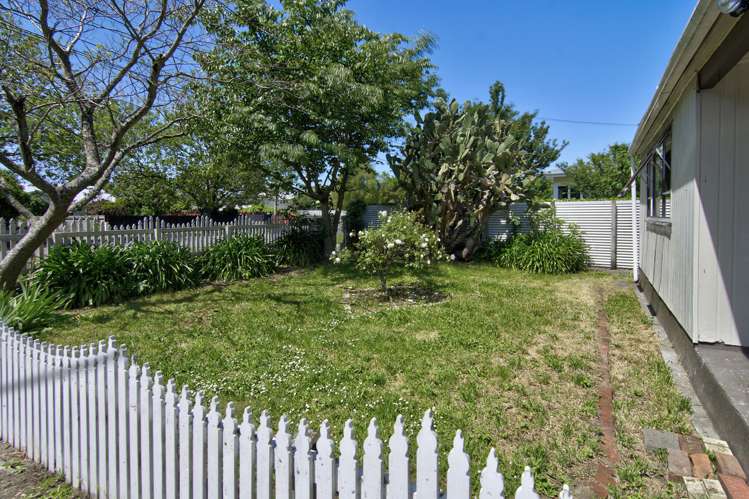 25 Clifton Avenue Carterton_14