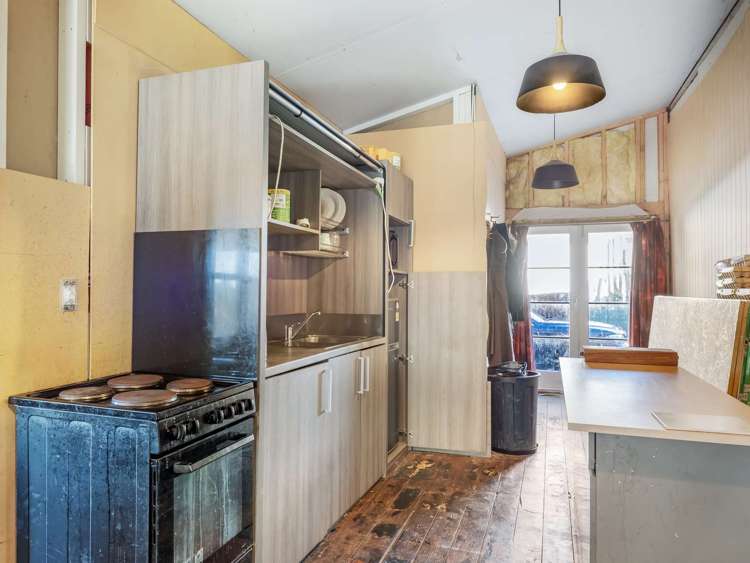 19 Milne Street Hunterville_15