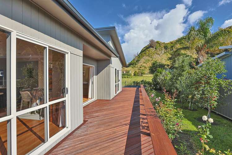 9 John Ross Place Kairakau Beach_17