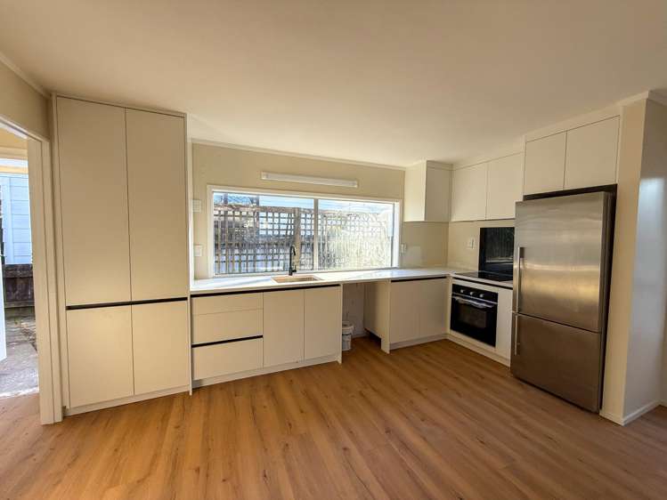 84A Fonteyn Street Avondale_2