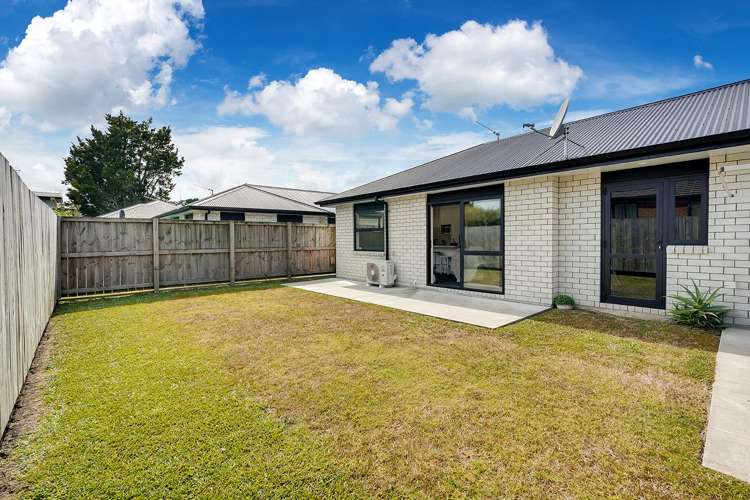 2/11 Forster Avenue Hillcrest_9