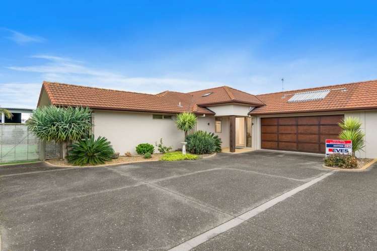 7 Balboa Key Papamoa_19