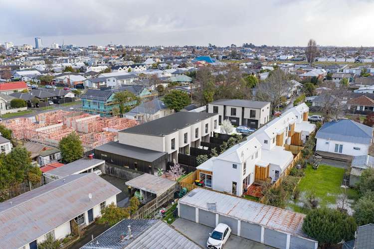 94 Geraldine Street Edgeware_6