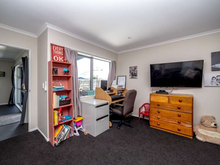 20 Gimson Street Solway_15