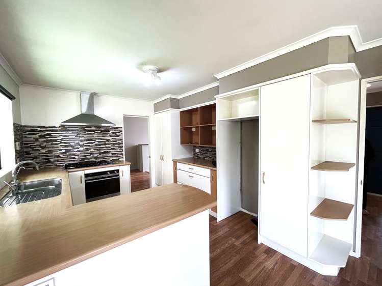 19 Reybert Place Massey_6