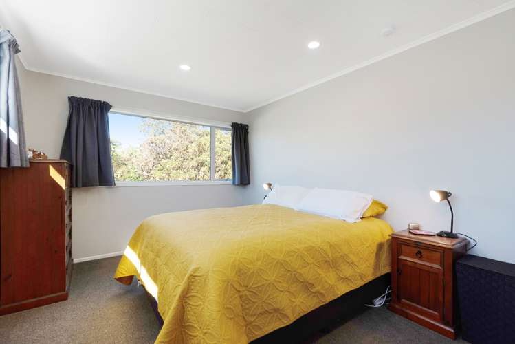 2 Atua Street Johnsonville_12