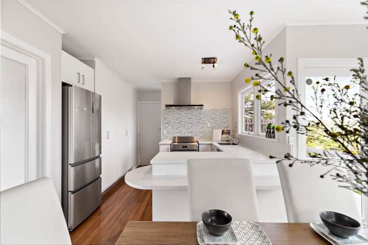 2 Tagor Street Glen Eden_8